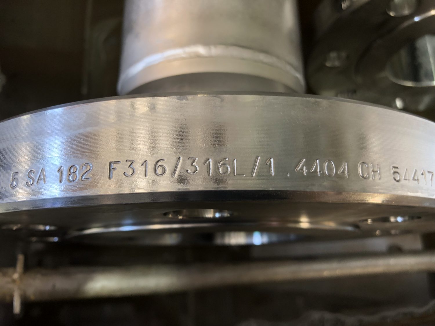 Flange stamp reading F316 / 316L