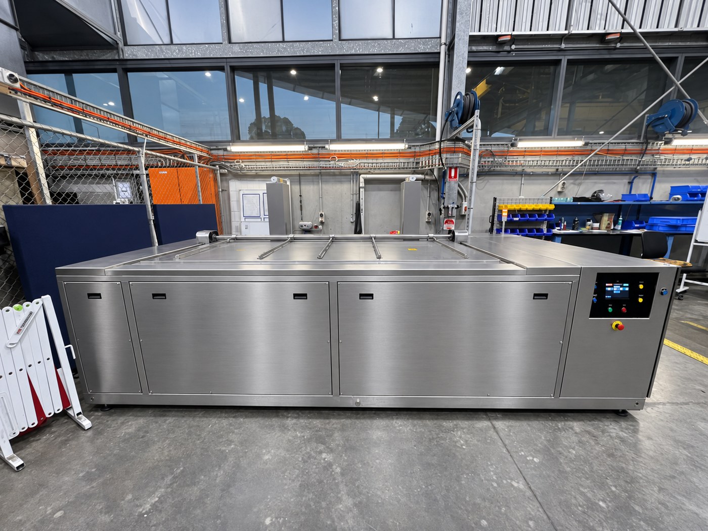 Misonics EvoSonic EVS 1500-PL heavy industrial ultrasonic tank, front