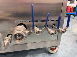 EVS 300 — valve manifold