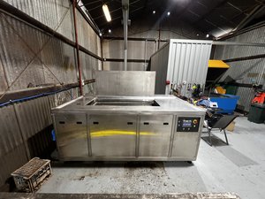 EVS 800 — front view