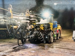 EVS 800 — underground rig