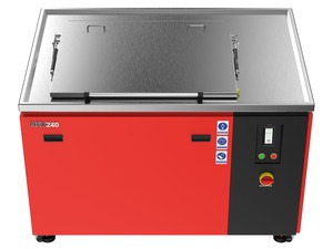 Misonics MSX 240 industrial ultrasonic cleaner — Lid closed — three-quarter view