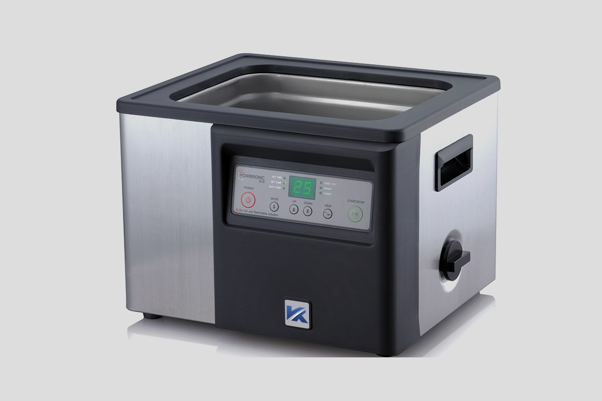 Misonics PowerSonic 610 benchtop ultrasonic cleaner — Three-quarter view