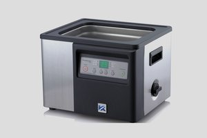 Misonics PowerSonic 610 benchtop ultrasonic cleaner — Three-quarter view